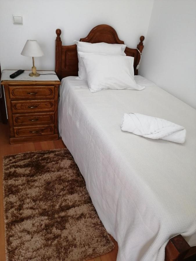 Quarto Individual com Banheiro Privativo