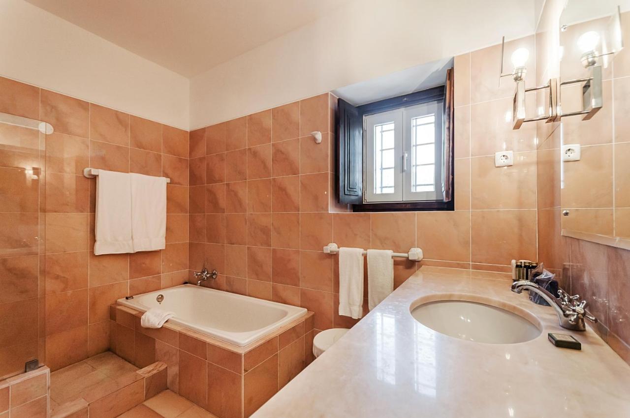 Double Room,1006717225:JPEG