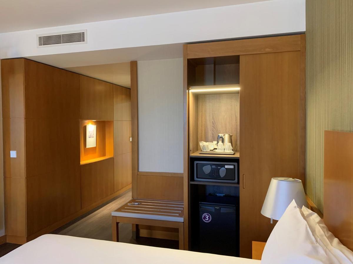 Standard Double Room,1019127847:JPEG
