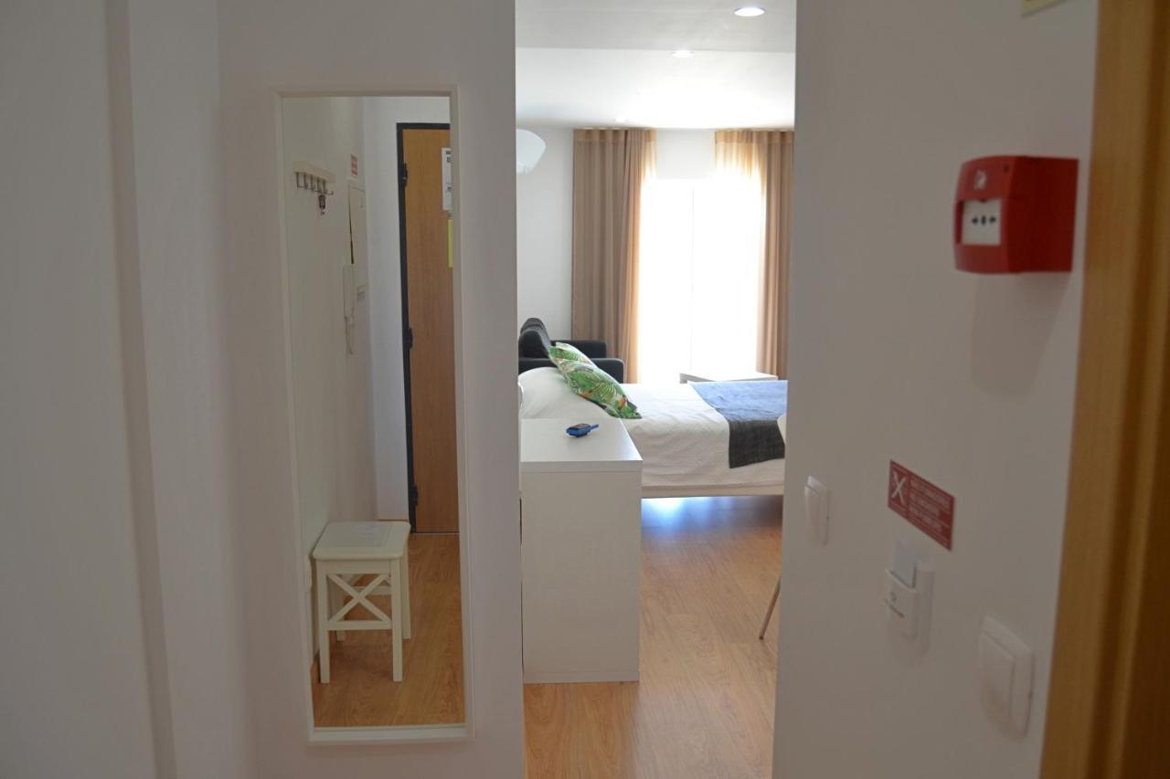 Studio Apartment Upper Floor,1030443253:JPEG