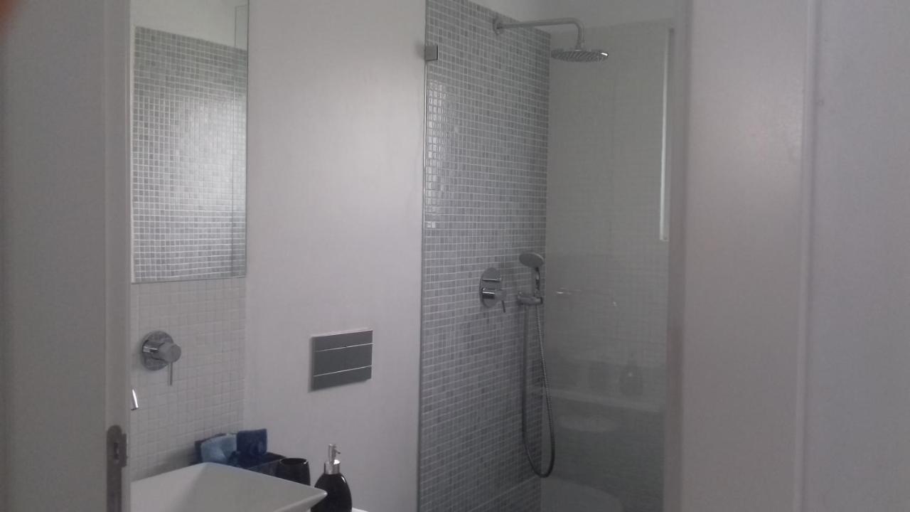 Deluxe Double Room with Shower,1033098740:JPEG