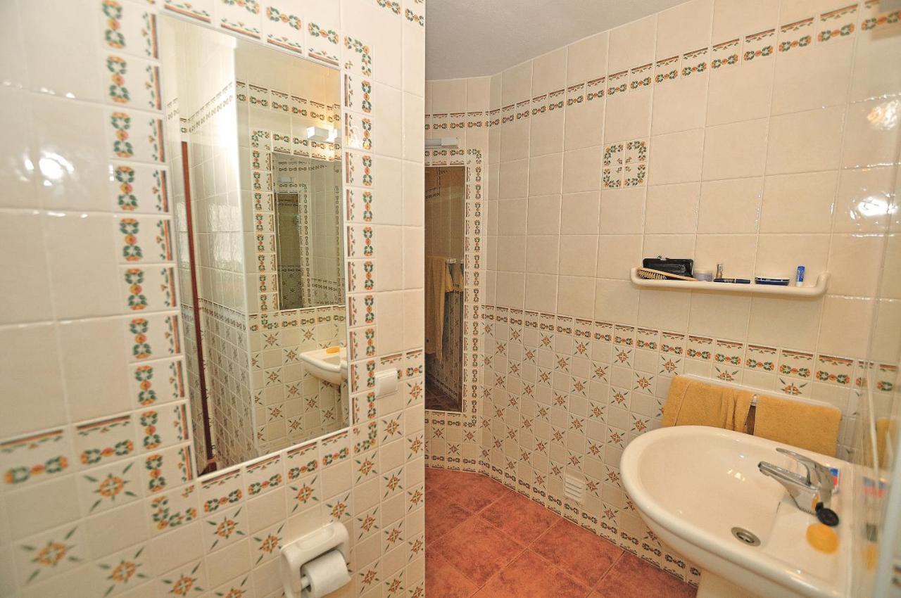 Apartamento con vistas a la piscina