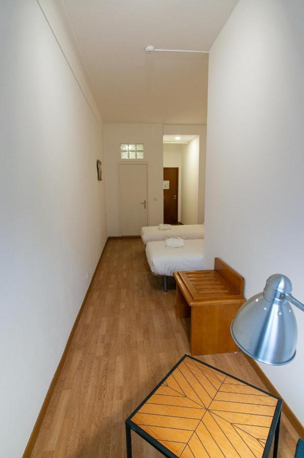 Zweibettzimmer mit Bad