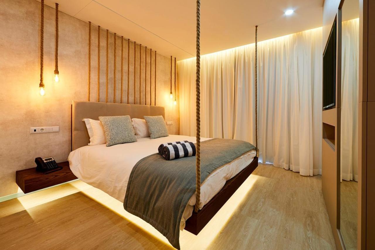 Quarto Duplo com Banheiro Compartilhado