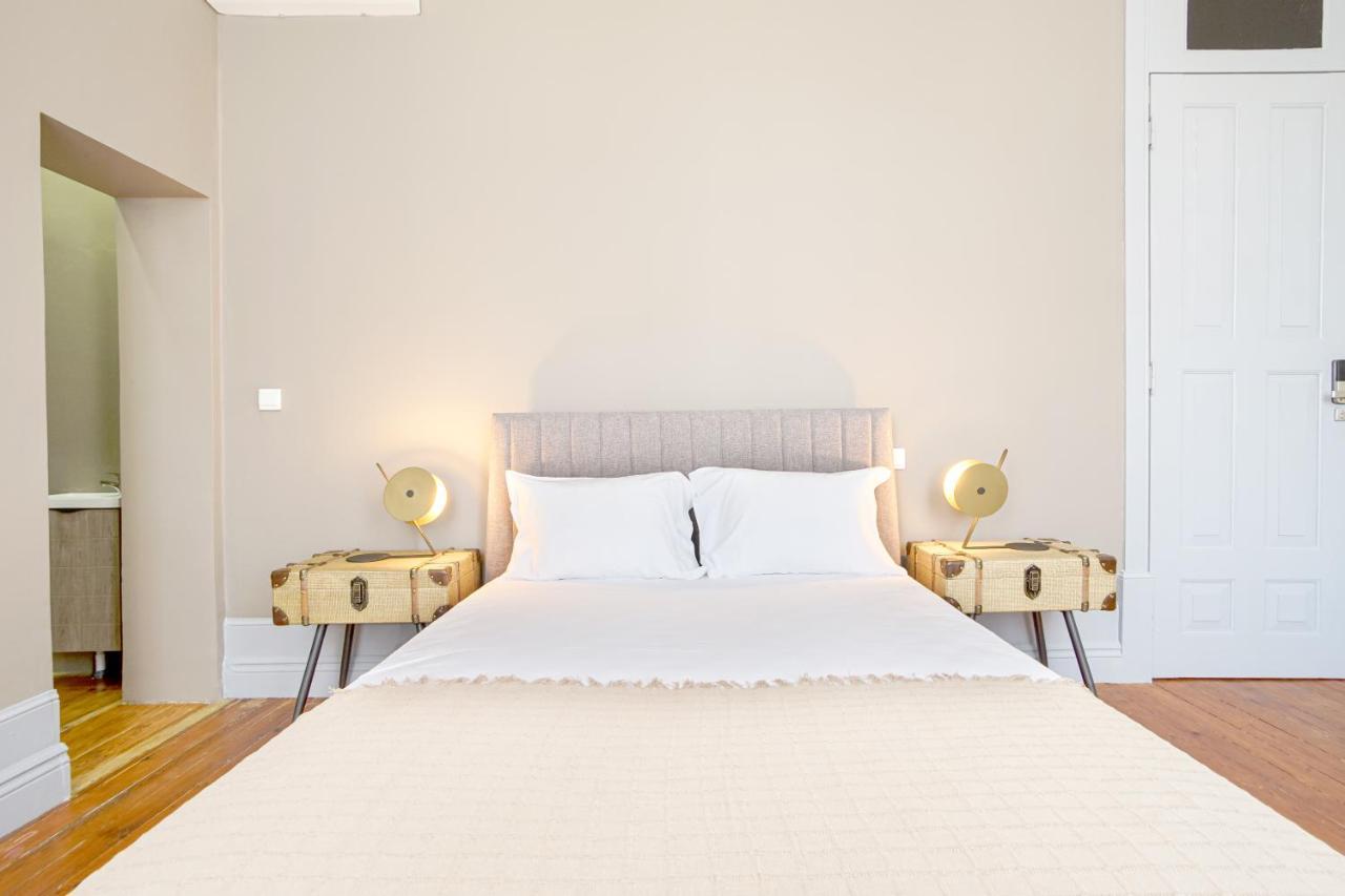 Deluxe Double Room with Balcony,1091185254:JPEG