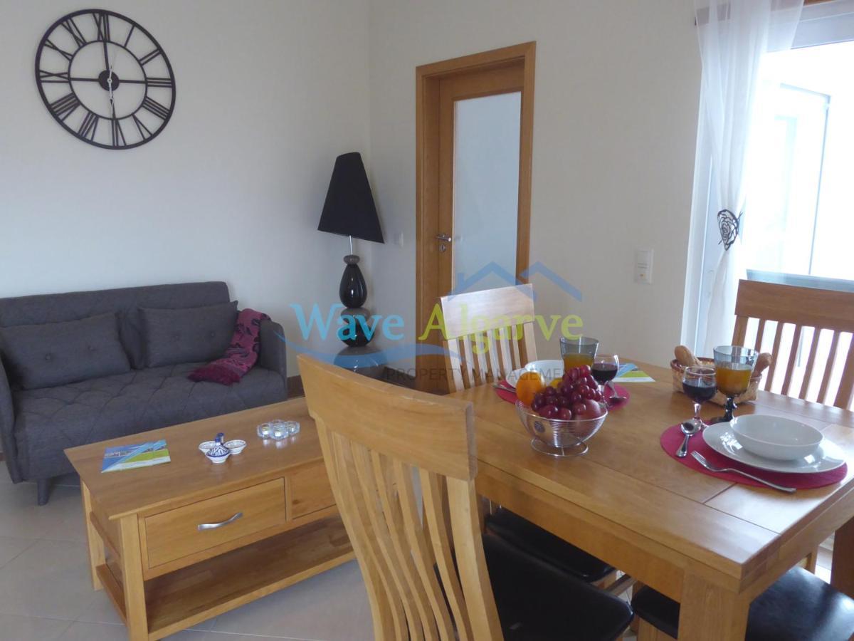 One-Bedroom Apartment Penthouse,1083447214:JPEG