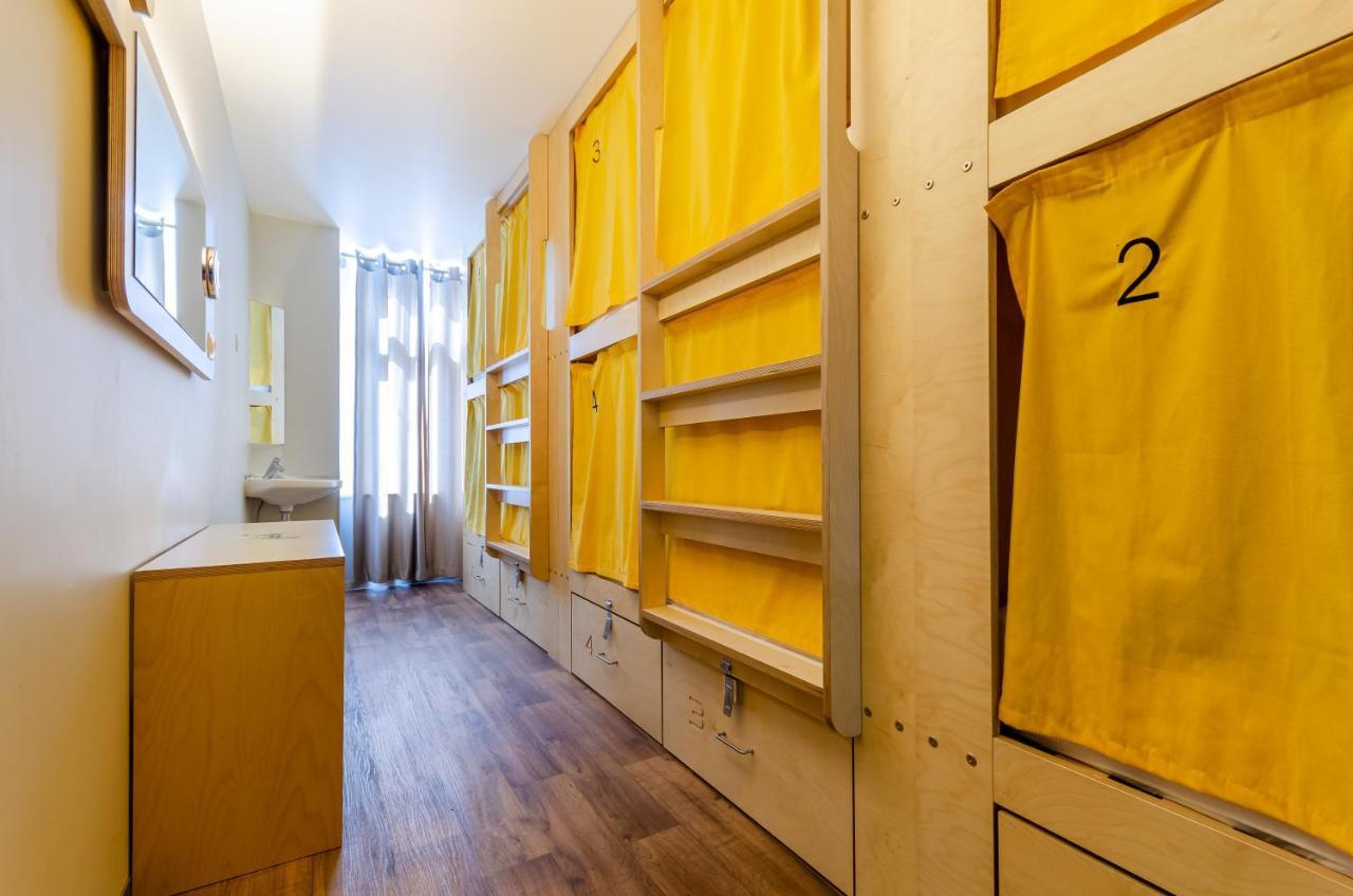 Bunk Bed in 6-Bed Female Dormitory Room,1099104405:JPEG