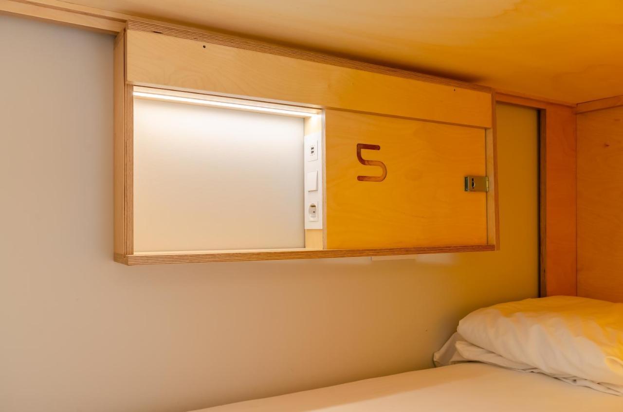Bed 5-Bed Female Dormitory Room