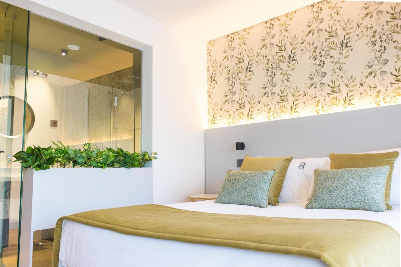 Suite com Varanda