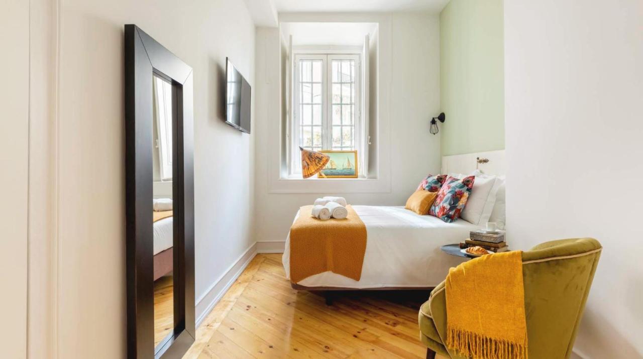 Double Room Interior View,1112461053:JPEG