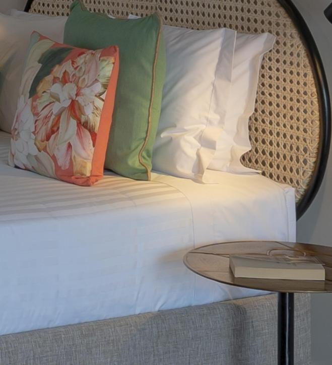 Single Bed Mixed Dormitory Room