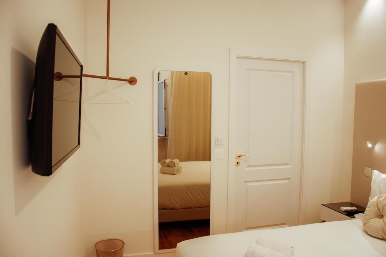 Classic Comfort Room