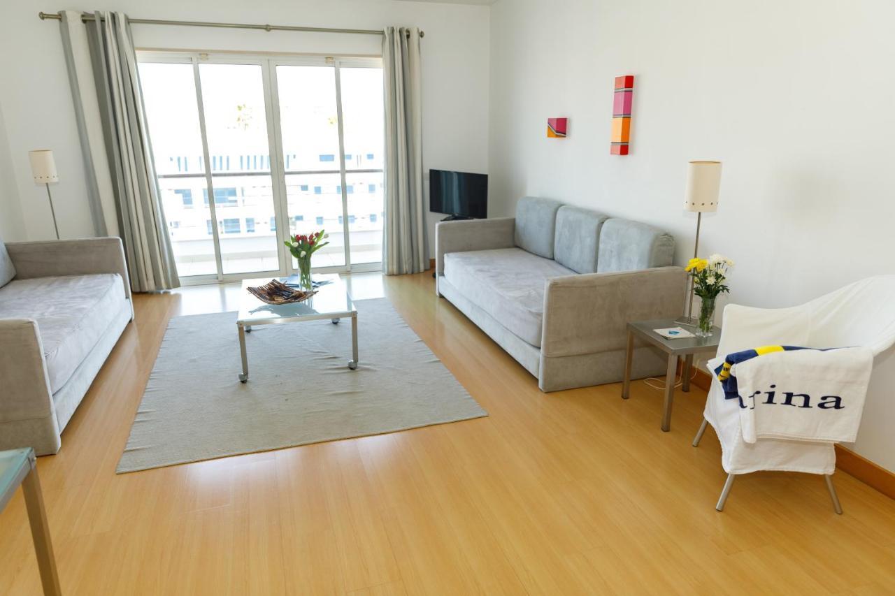Suite con 1 Camera da Letto e Vista Porto Turistico o Piscina (1-4 Adulti)