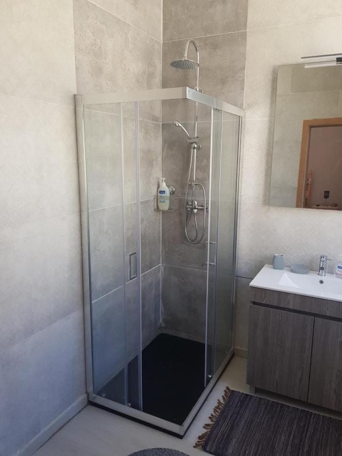 Quarto Duplo ou Twin com Casa de Banho Privativa