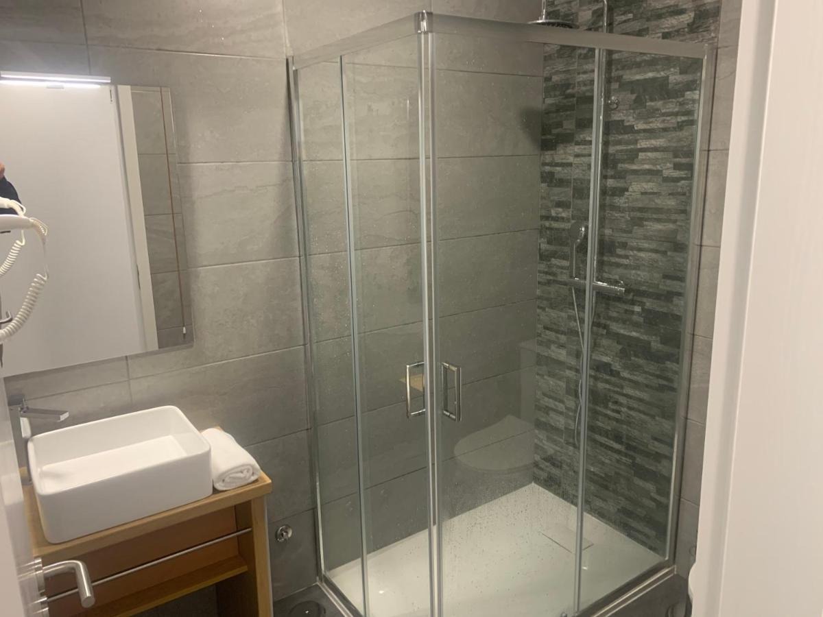 Deluxe Room,1136358256:JPEG