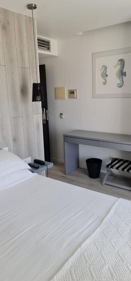 Double Room with Sea View,1179953026:JPEG