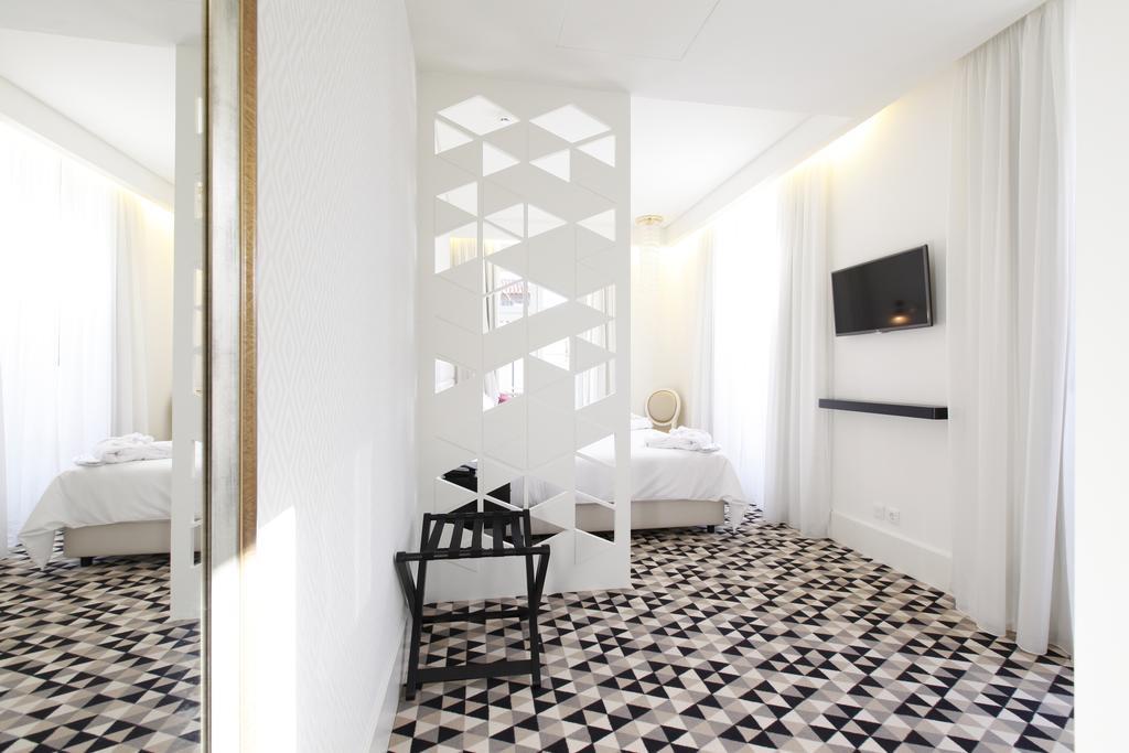 Chambre Double Supérieure - Vue sur Rue