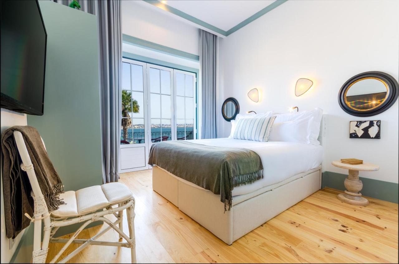 Quarto Superior com Varanda e Vista do Mar