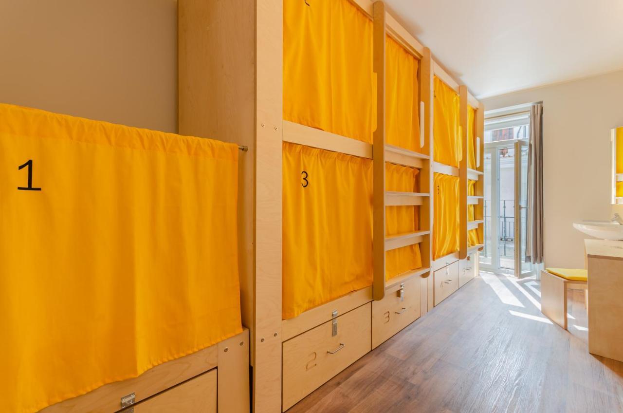 Bed 5-Bed Female Dormitory Room