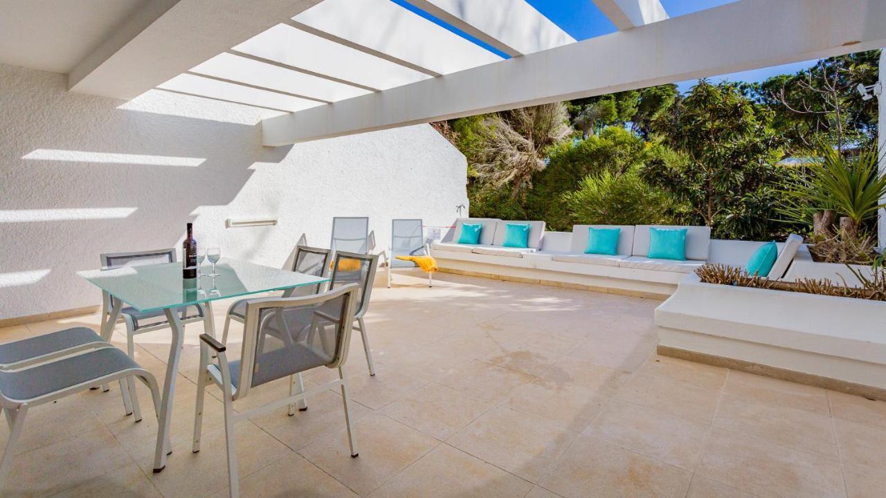 Apartamento com 2 Quartos e Vista Mar