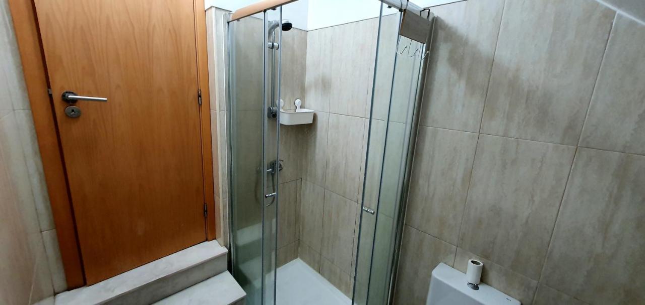 Quarto Duplo Standard com Casa de Banho Partilhada