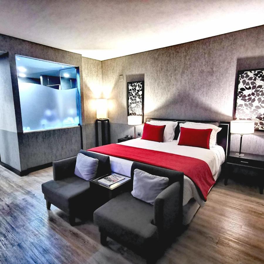 Deluxe Double Room,1765827516:JPEG