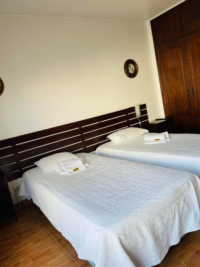 Tweepersoonskamer met 1 of 2 Bedden en een Extra Bed