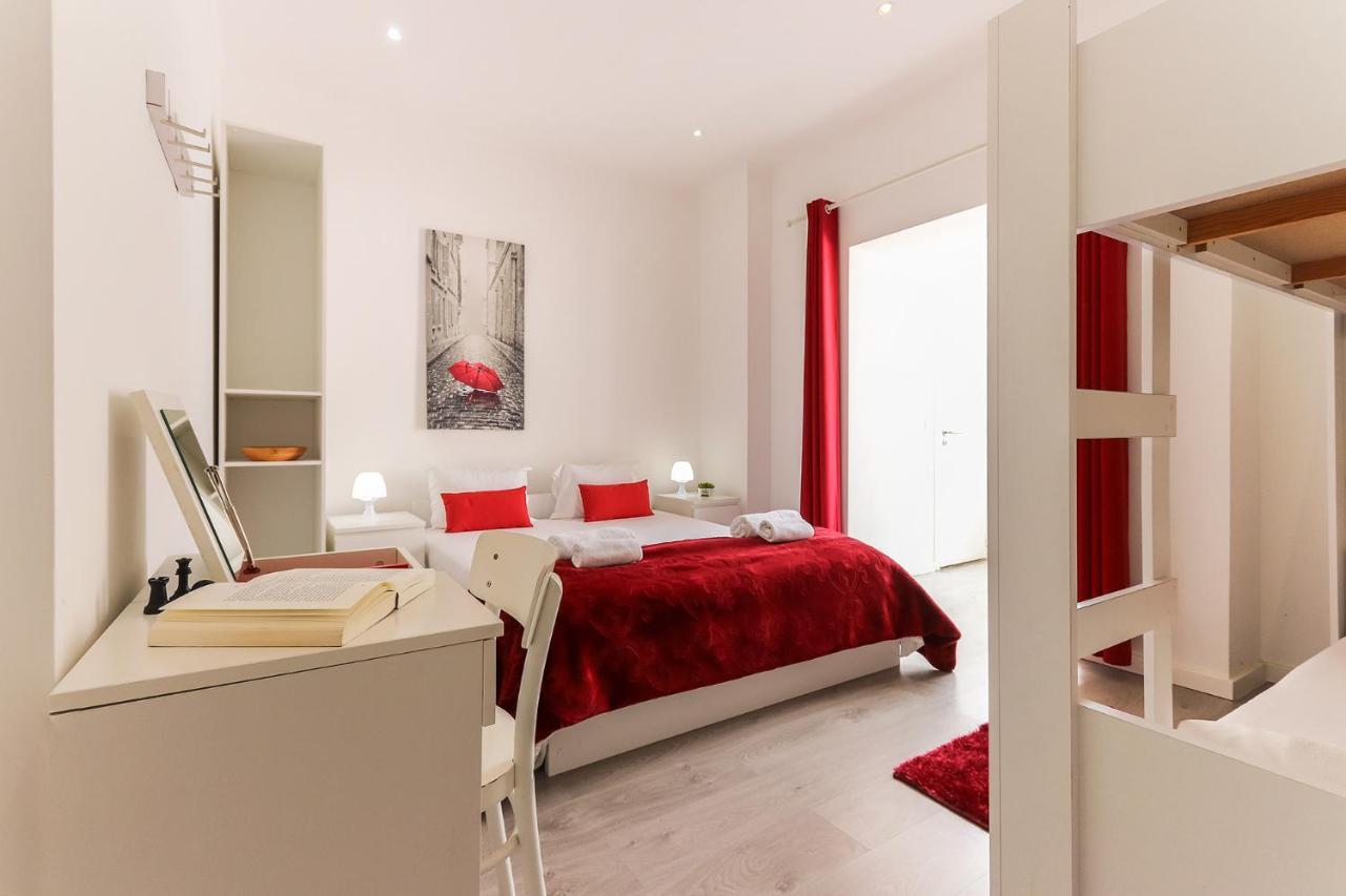 Chambre Quadruple avec Salle de Bains Privative