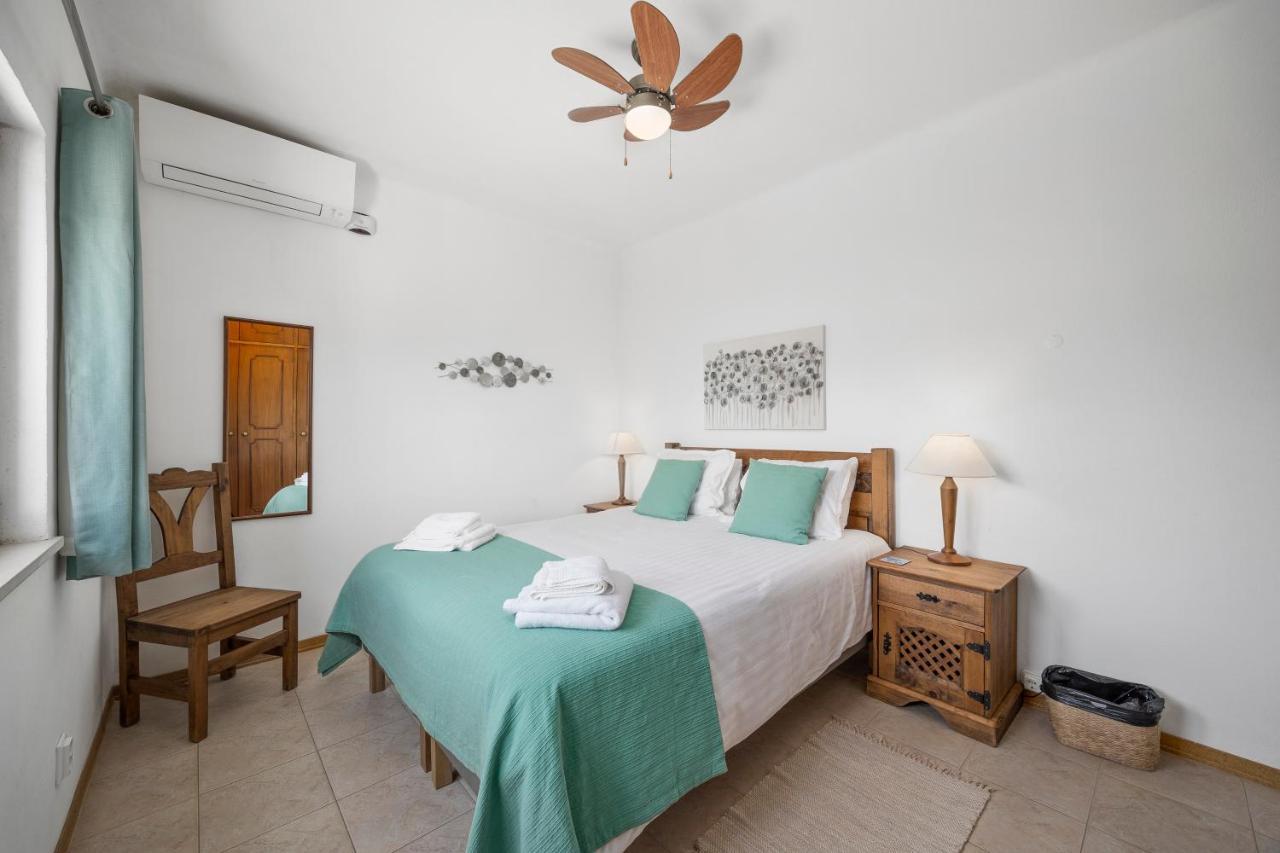 Apartamento con balcón