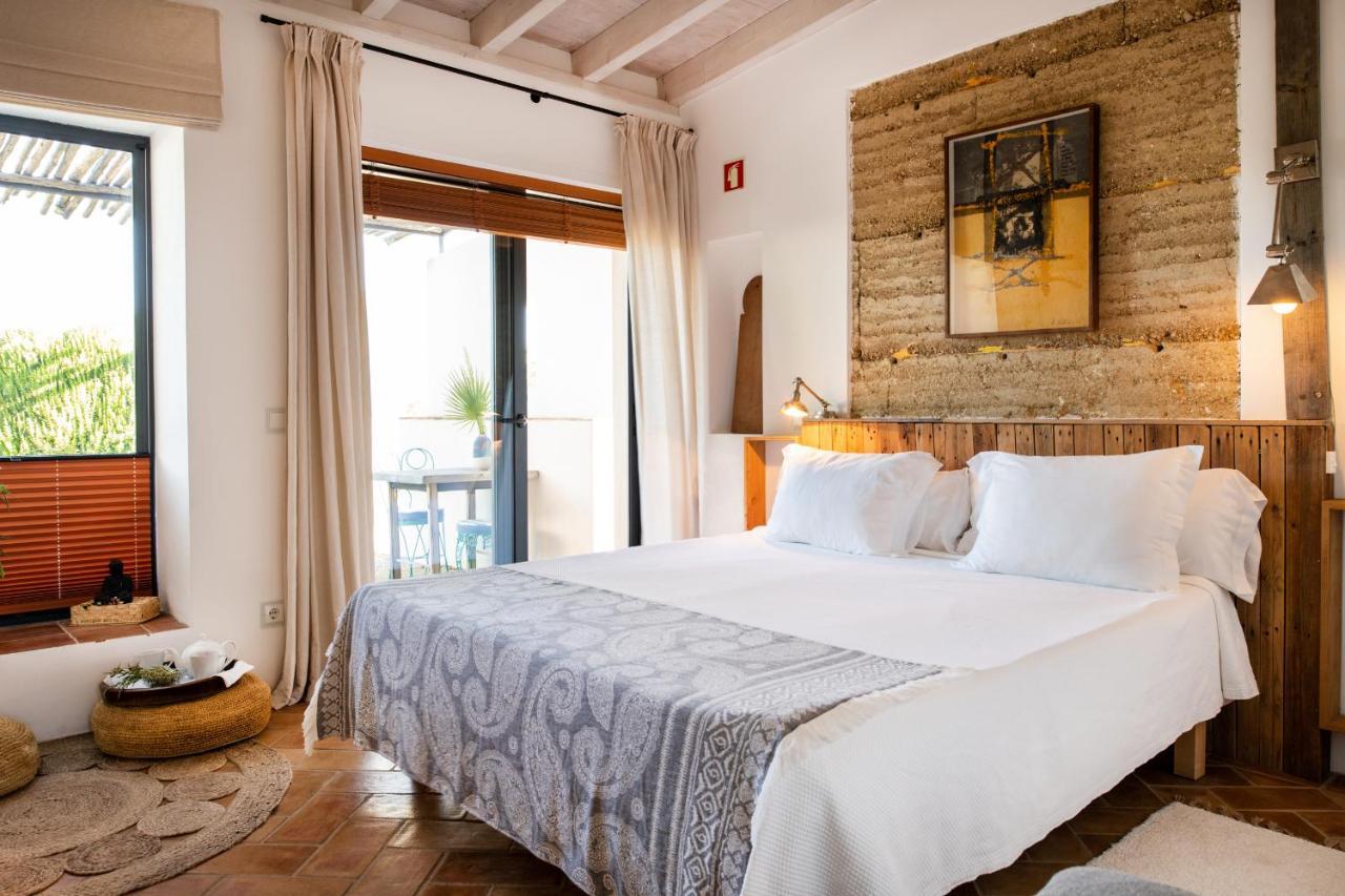 Double or Twin Room Garden View