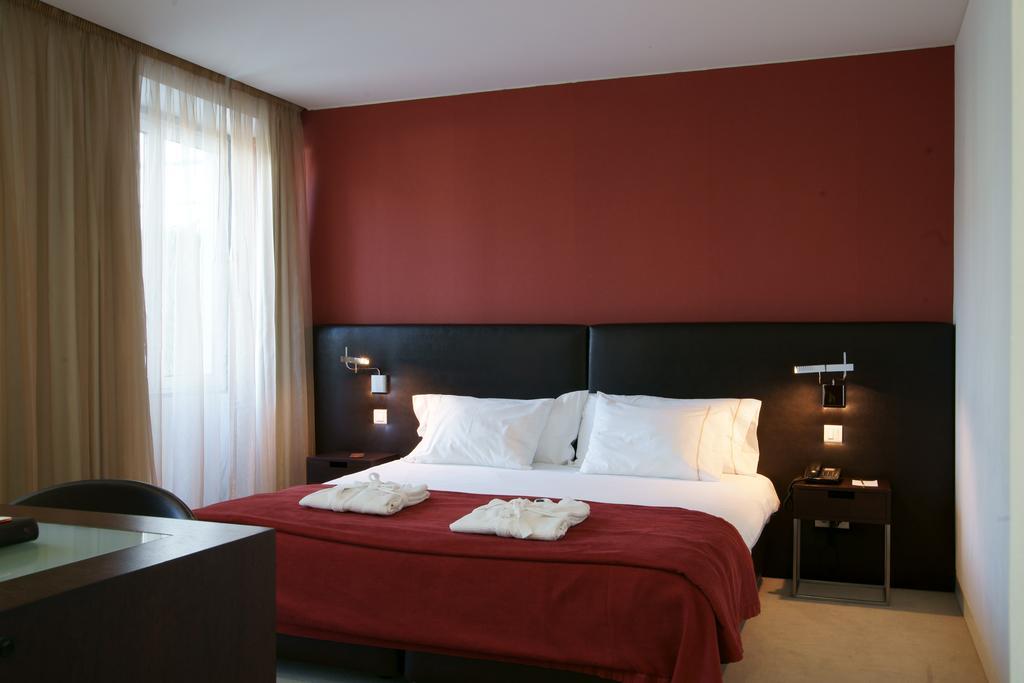 Chambre Double ou Lits Jumeaux avec Lit d'Appoint