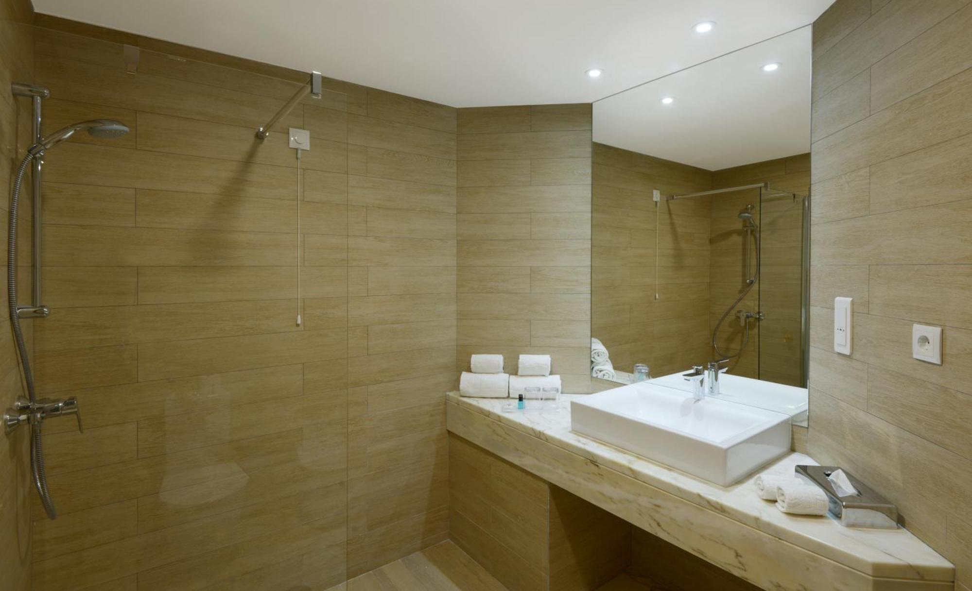 Superior Double or Twin Room with Sea View