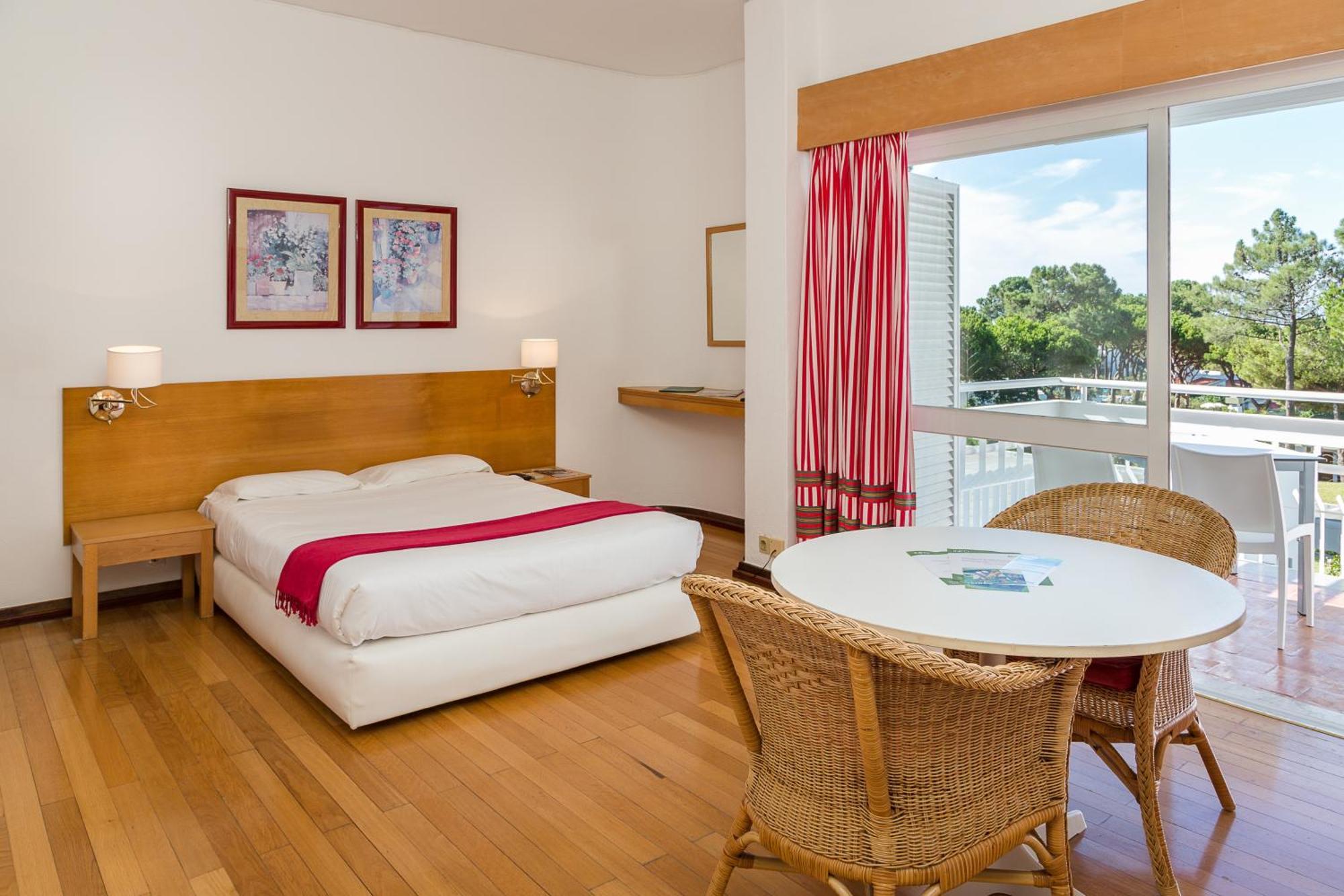 Studio-Apartment mit Gartenblick