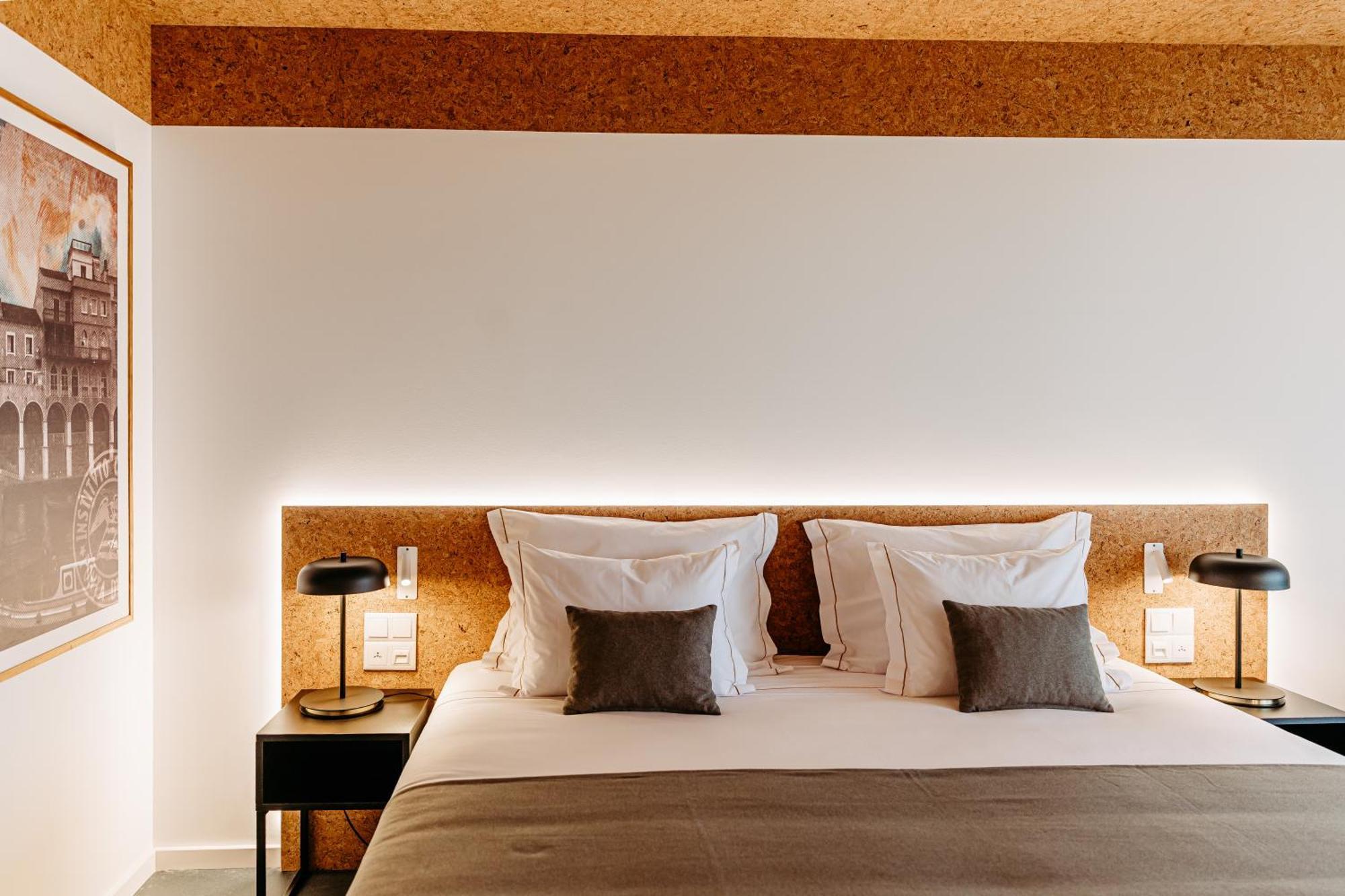 King Room,1516461667:JPEG