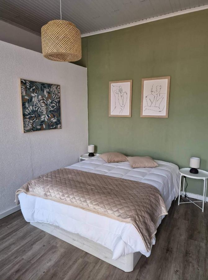 Quarto Duplo Deluxe com Varanda e Vista Mar