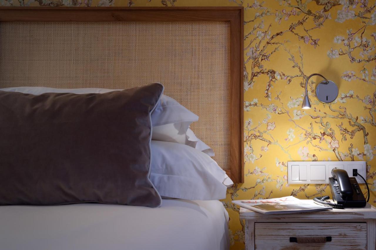 Quarto Superior com Cama de Casal ou 2 de Solteiro