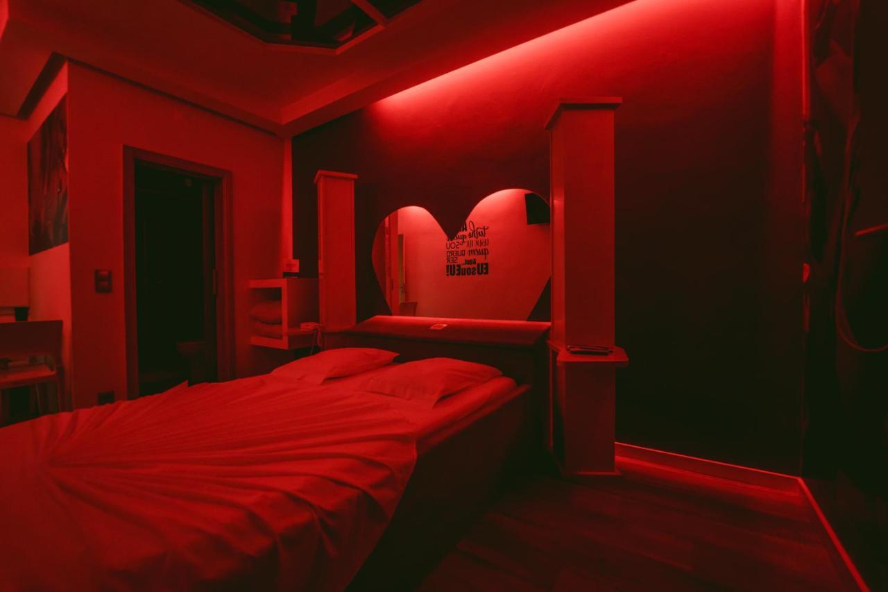 Quarto Duplo com Banheira de Hidromassagem