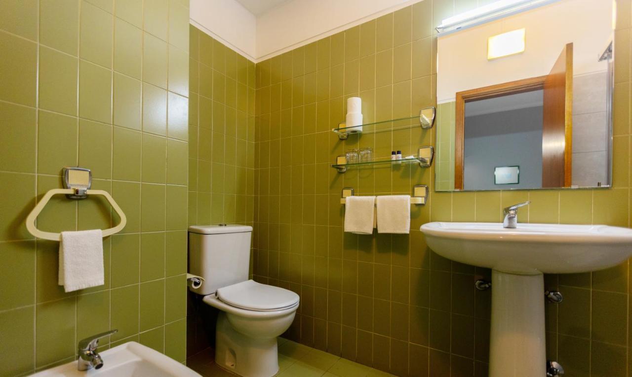 Habitación Triple con balcón