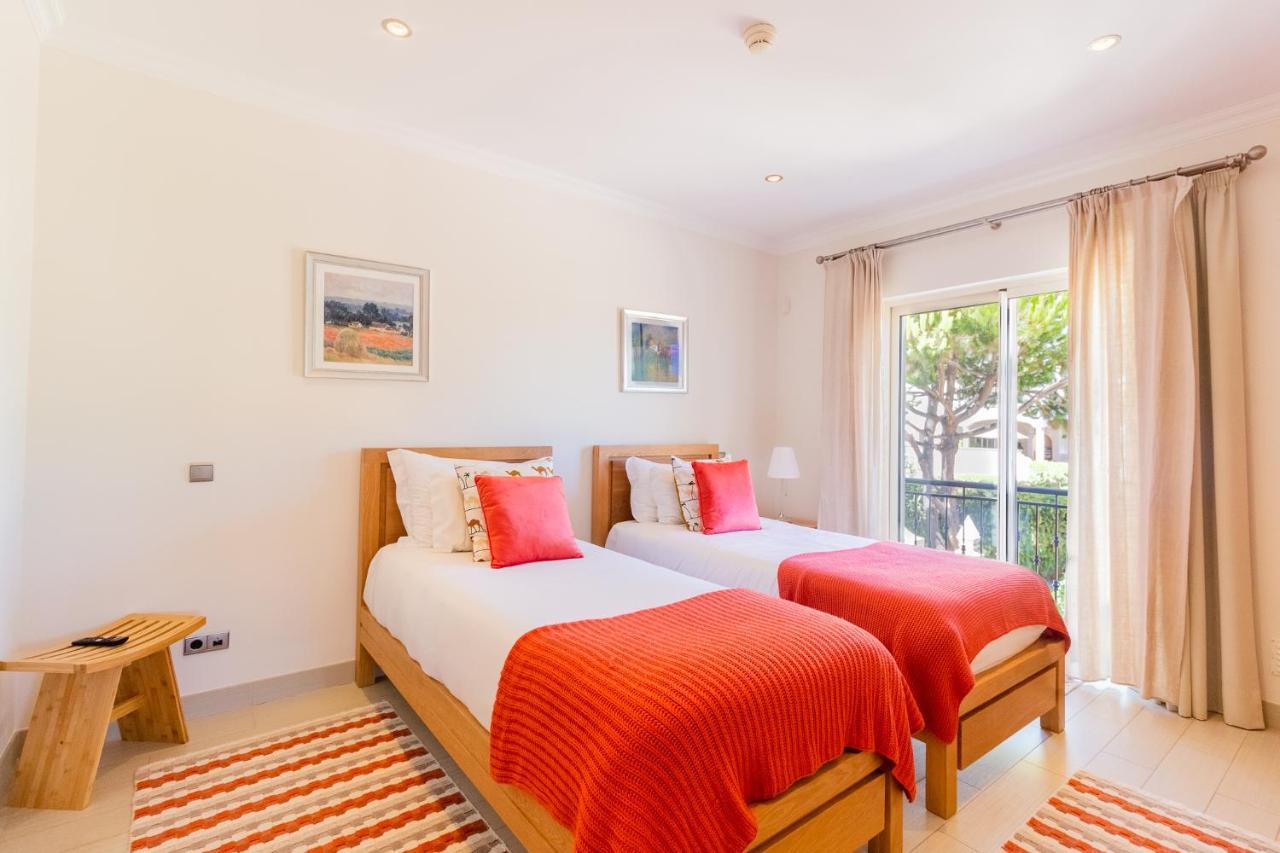Apartamento Deluxe com 3 Quartos, Banheira de Hudromassagem e Vista Mar