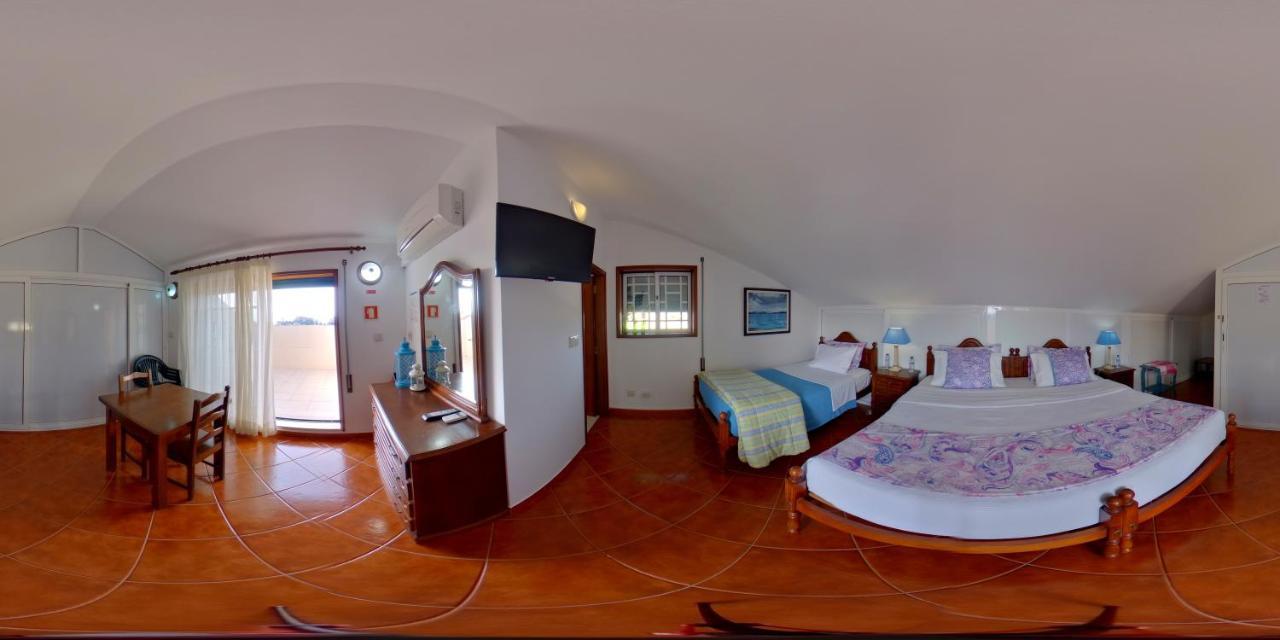 Chambre Triple avec Salle de Bains Privative