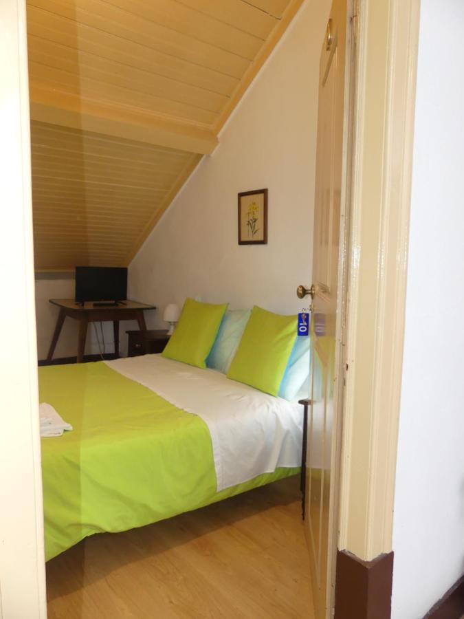 Chambre Simple avec Salle de Bains Commune