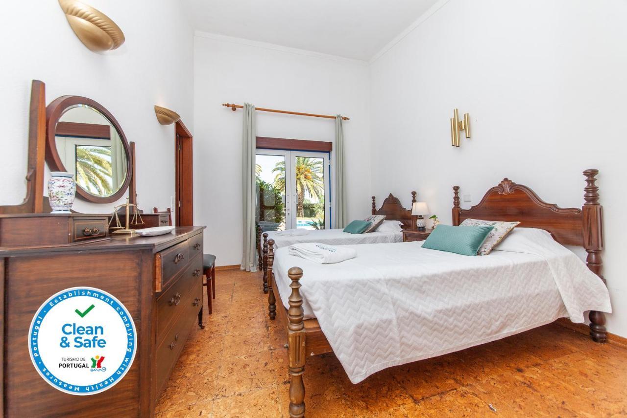 Twin Room with Private Bathroom