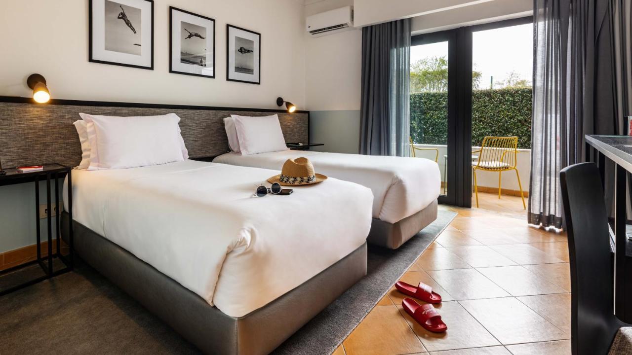 Superior Double or Twin Room,1398428174:JPEG