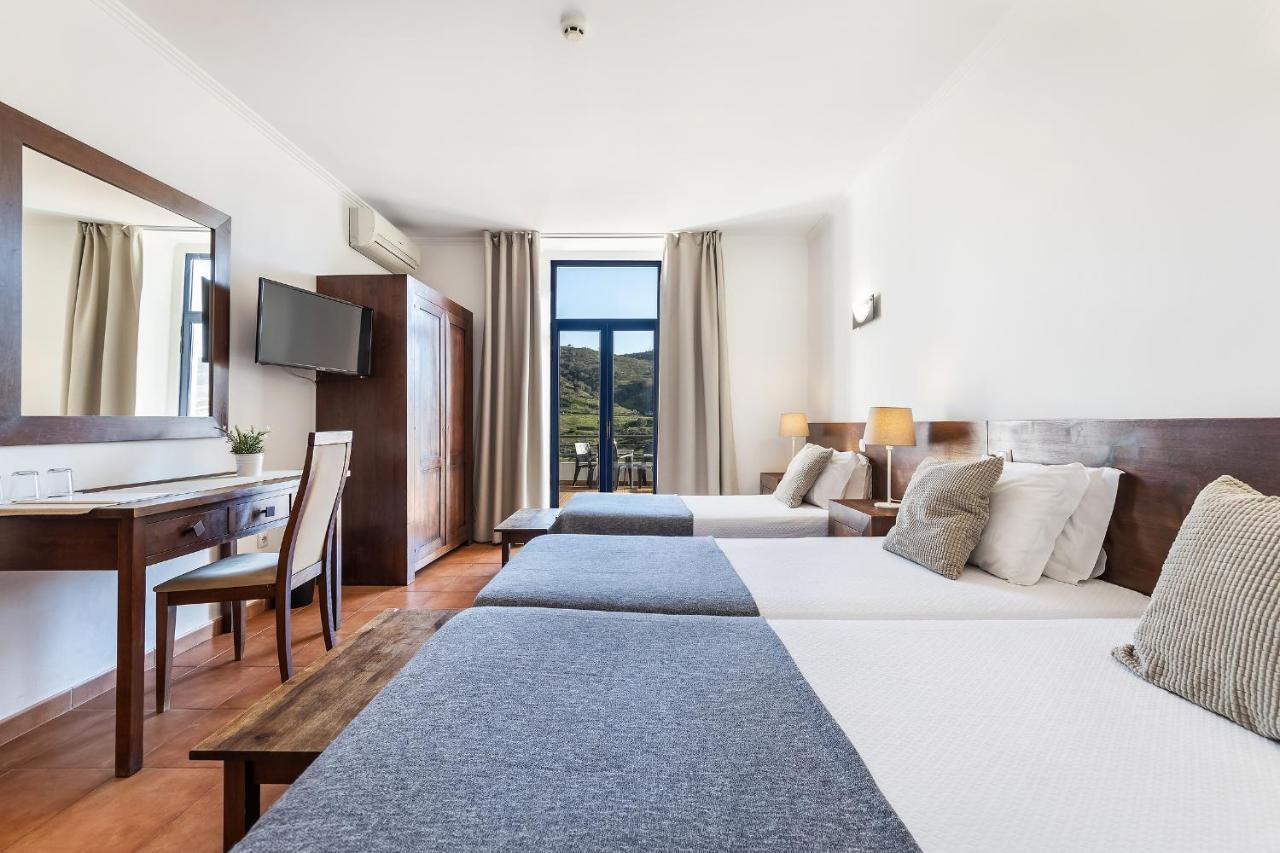 Quarto Triplo com Vista do Rio