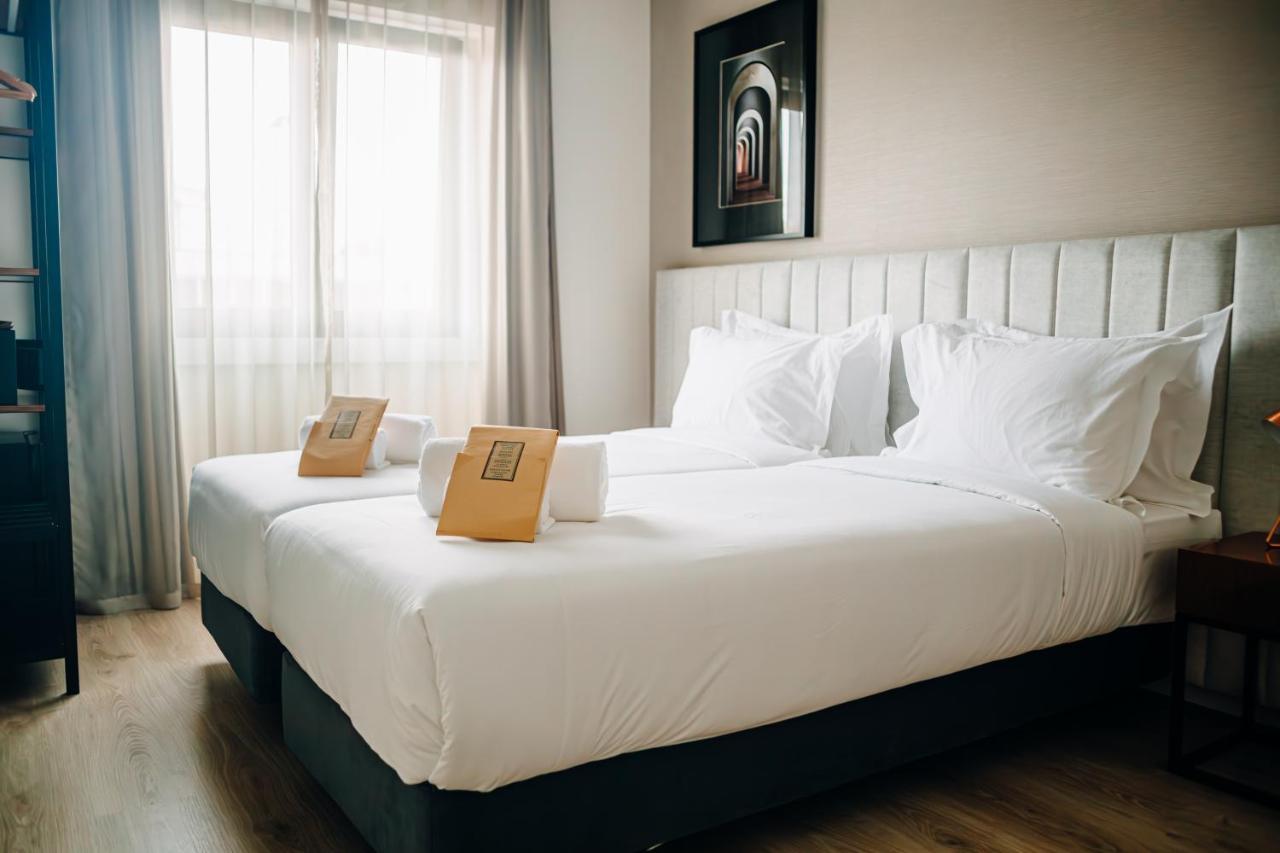Quarto Twin Standard