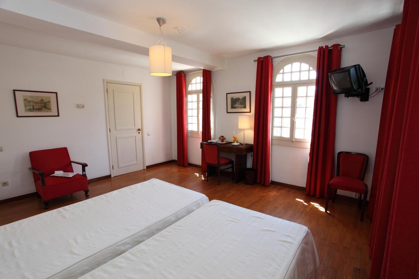 Quarto Twin Standard