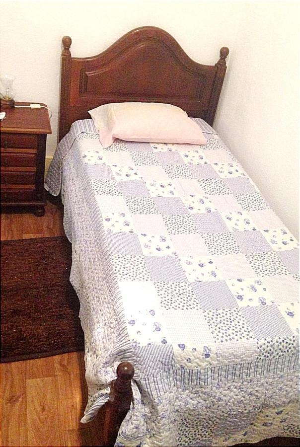 Single Room with Shared Bathroom