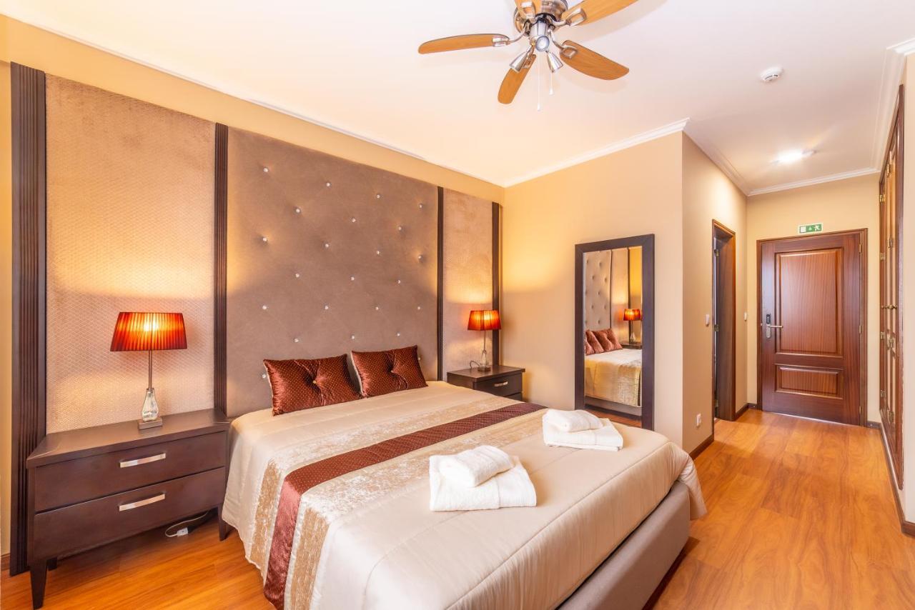 Quarto Duplo
