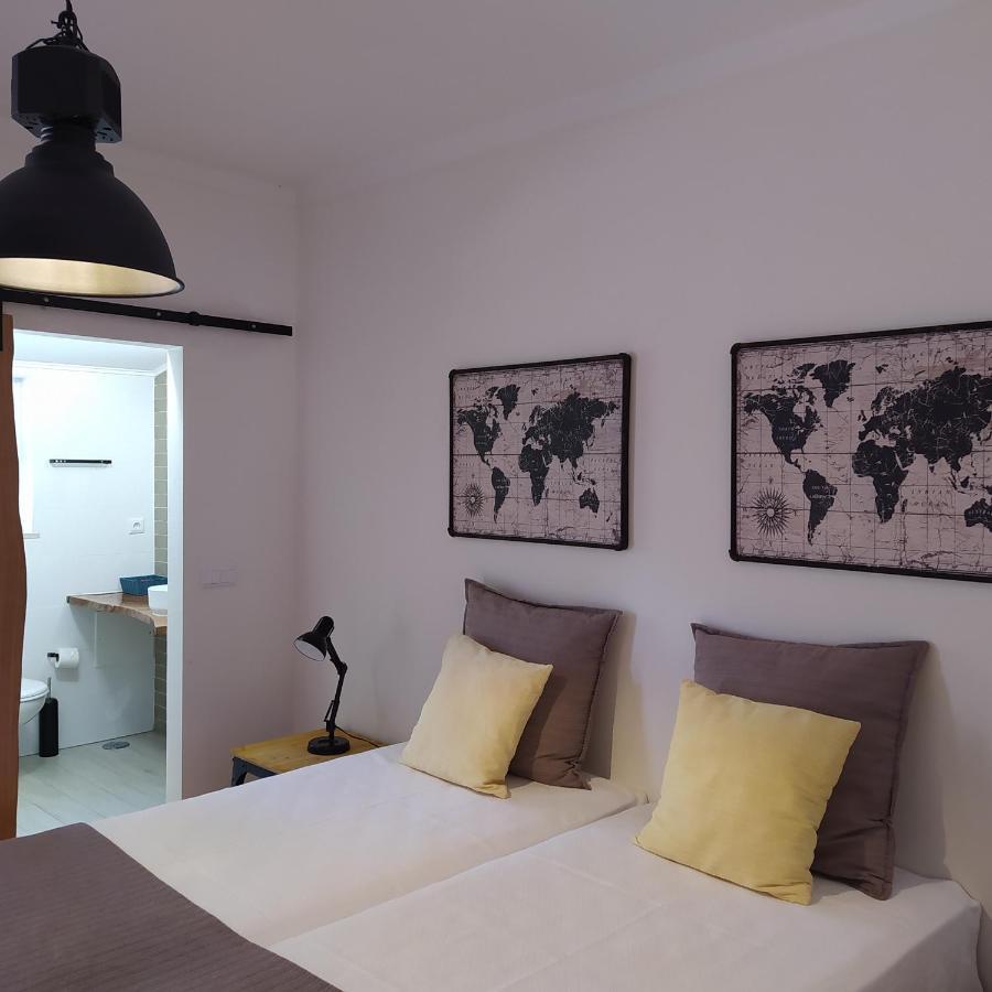 Quarto Duplo