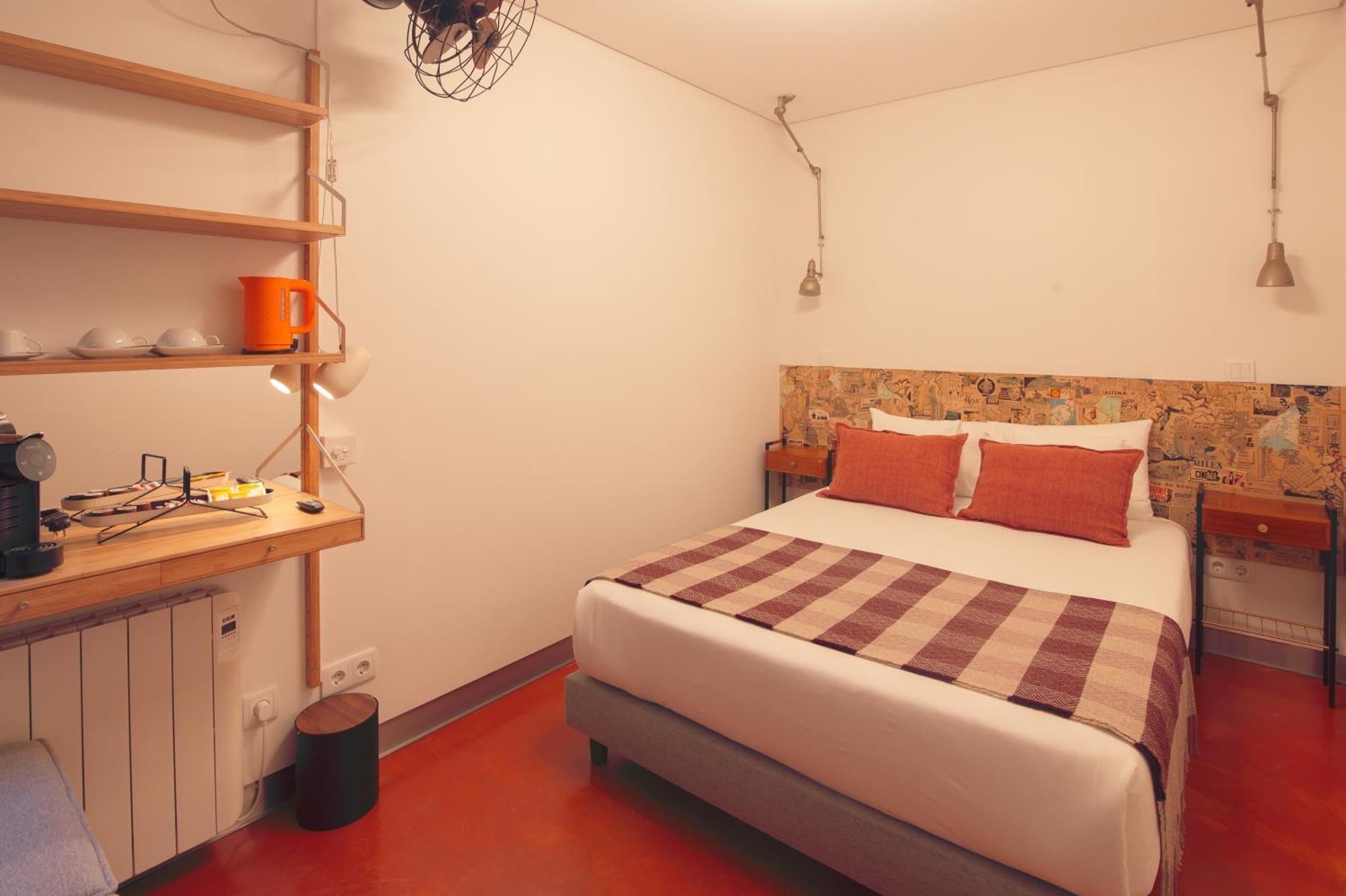 Double Room with Private External Bathroom